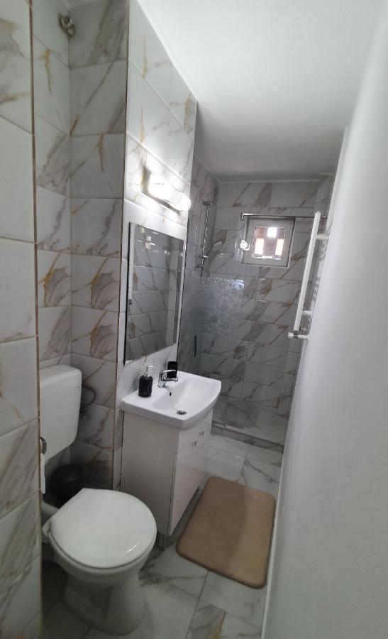 Apartament Estera Apartment ออราแด ภายนอก รูปภาพ